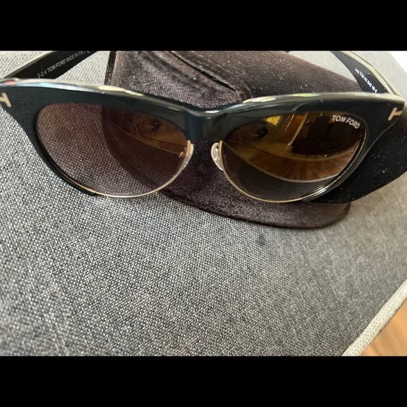 Tom Ford authentic - Picture 3 of 10